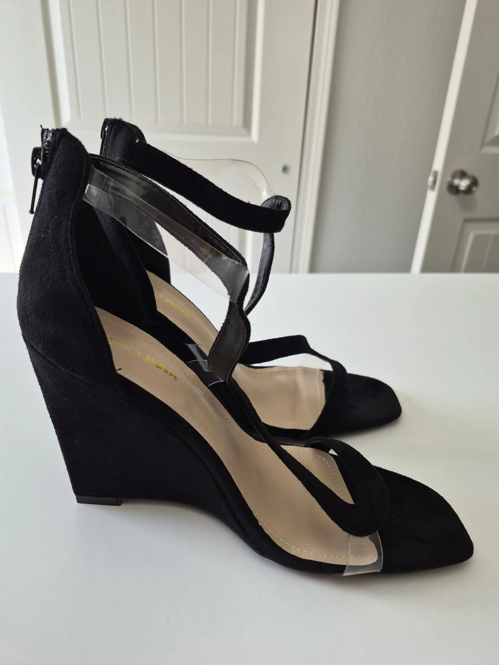 Fashion Nova Black Wavy Strap Wedge Sandals